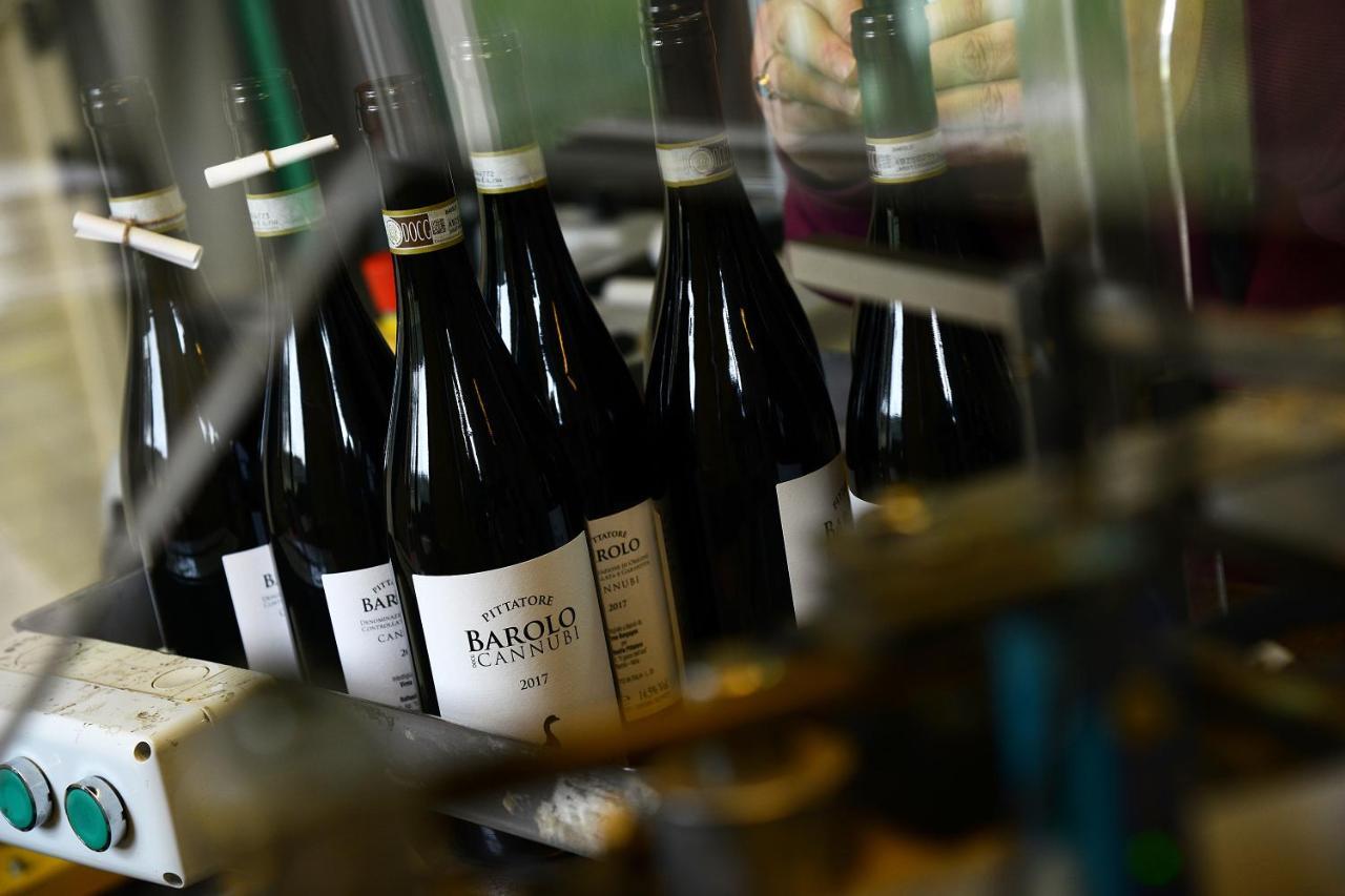 Agriturismo Il Gioco Dell'Oca Barolo Ngoại thất bức ảnh