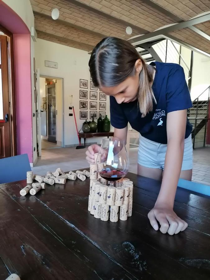 Agriturismo Il Gioco Dell'Oca Barolo Ngoại thất bức ảnh