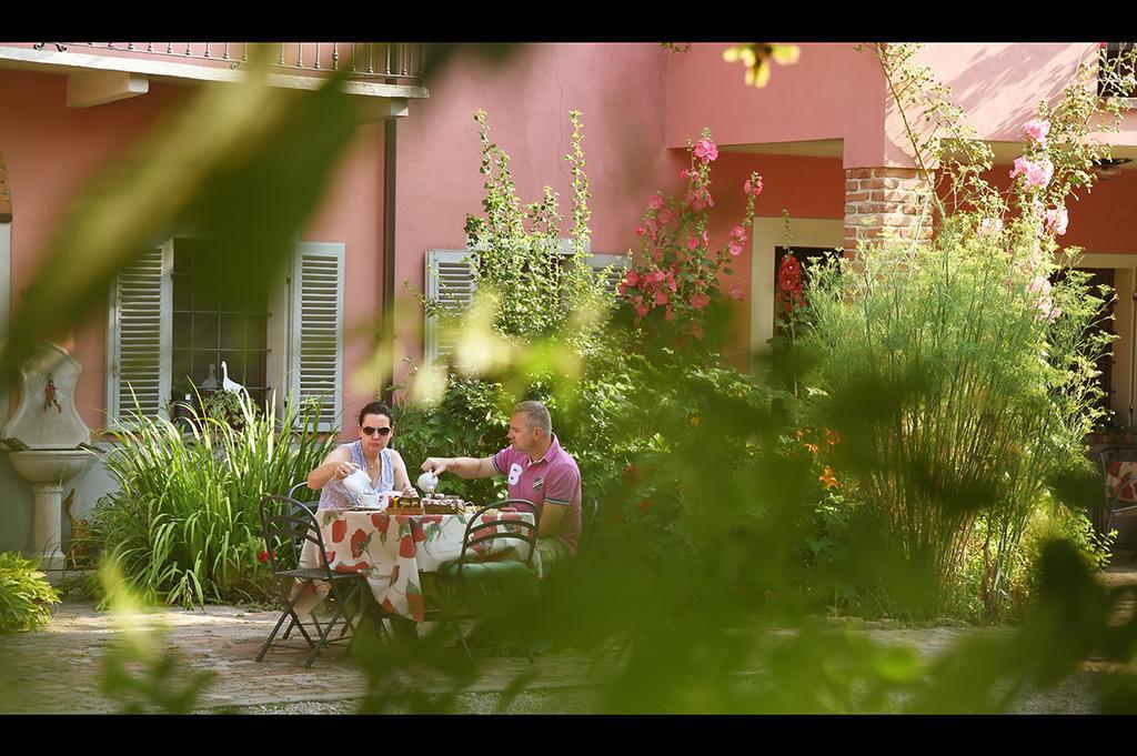 Agriturismo Il Gioco Dell'Oca Barolo Ngoại thất bức ảnh
